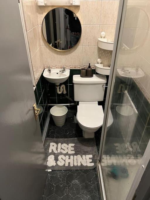 1 Bedroom Flat In Kings Cross! Londres Extérieur photo